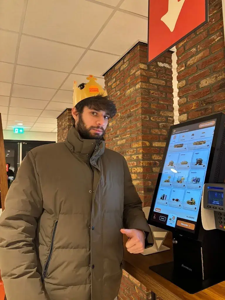 Cristian Maftei_La Place_Stroe_review