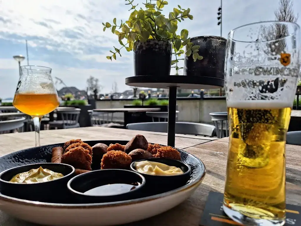 De Haven Club_Loosdrecht_slider_image_3