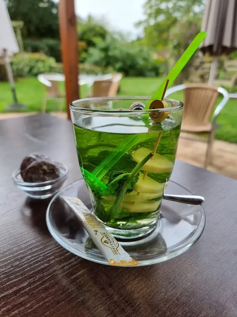 Menu_Tearoom-Restaurant the Robin_Wijdenes_image_6