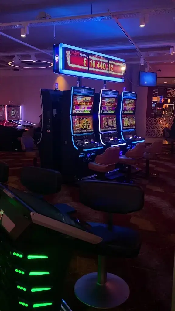 Holland Casino Amsterdam Sloterdijk_Amsterdam_slider_image_2