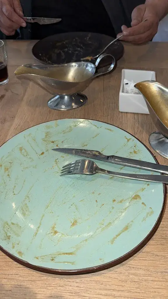 Dutch Land Rover Sort-Out_De Eetalage_Zwaagdijk-Oost_review