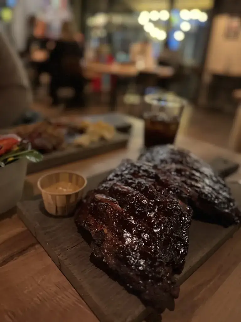 Mohsen Farsi_Martinus Eten & Drinken_Delft_avis