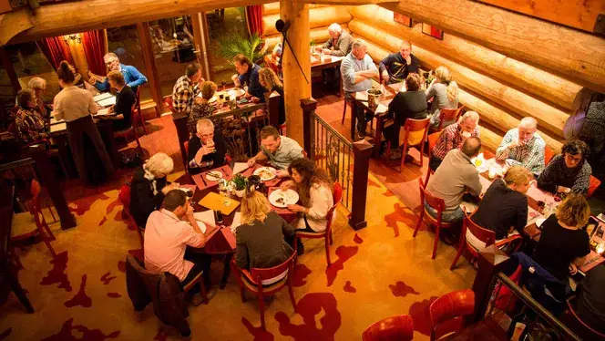 Boomstamrestaurant Het Heemse restaurant in Hardenberg