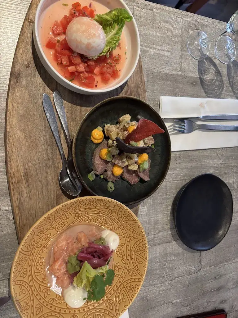 Dos Pimientos_Hardenberg_slider_image_3