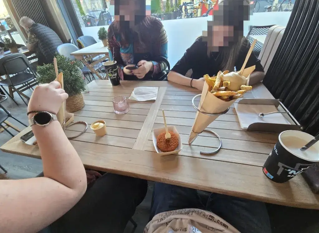 Wesley Jaap van der Weide_PUUR ZUID_Hardenberg_review