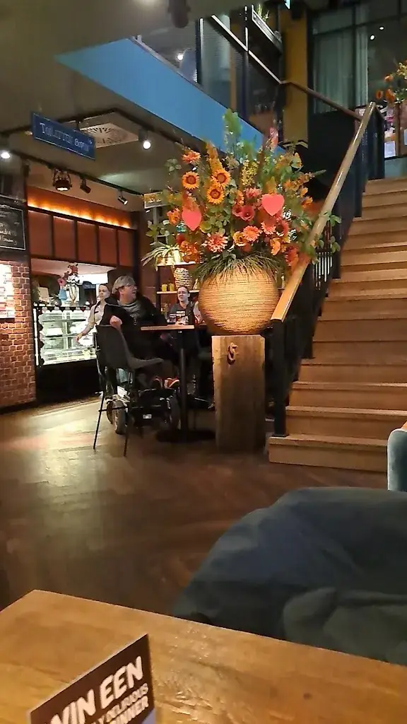 Moeke Enschede_Enschede_slider_image_2