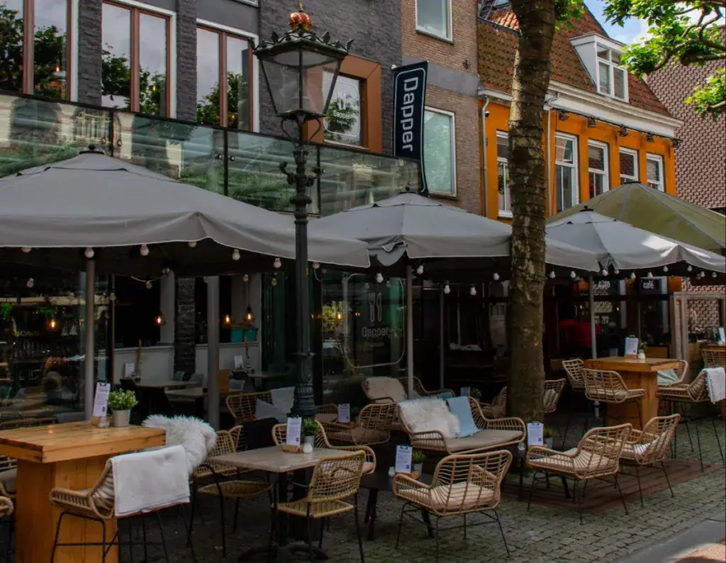 Dapper Foodcafé restaurant in Kampen