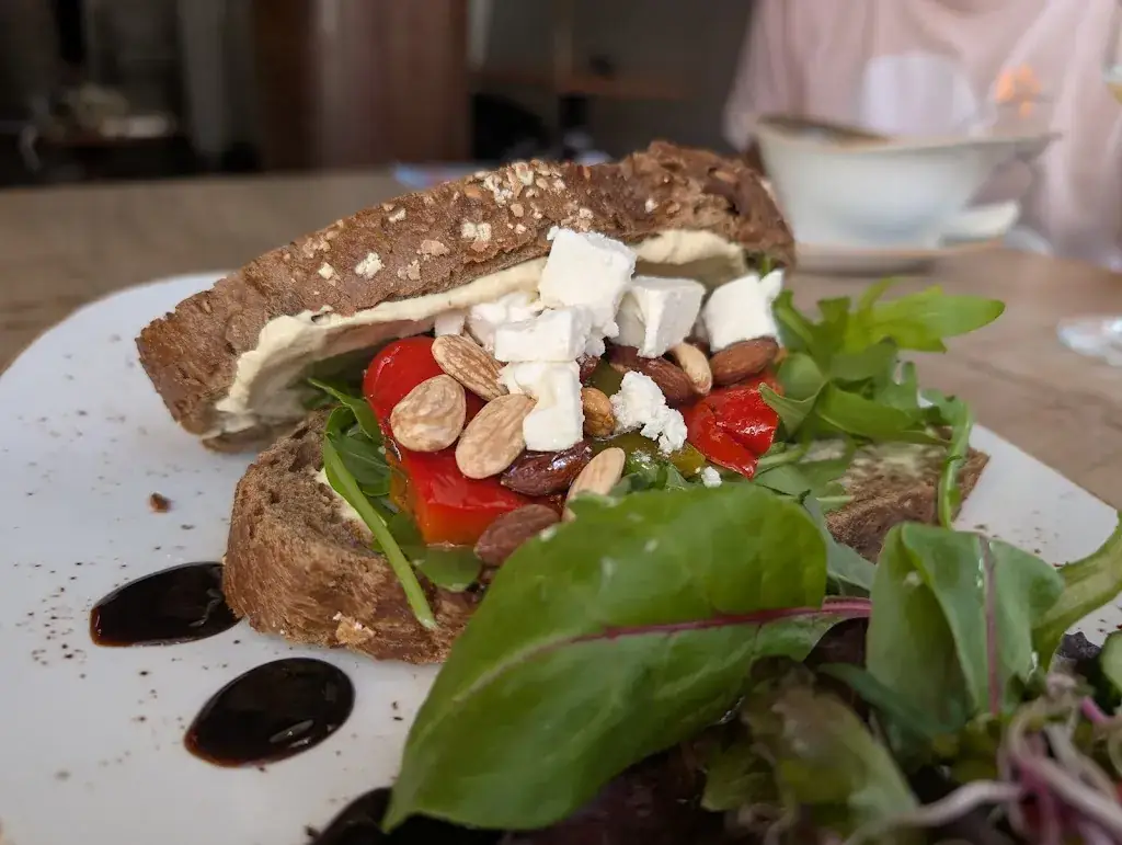 Vadim Pecherskii_Posthuus Kampen_Kampen_review