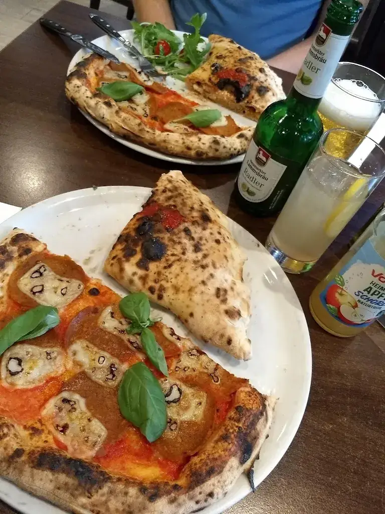 Denise Kitchen_Pizzeria Di Lucca_Annen_recensione