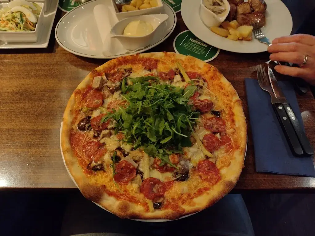 Graham Acton_Pizzeria Di Lucca_Annen_recensione