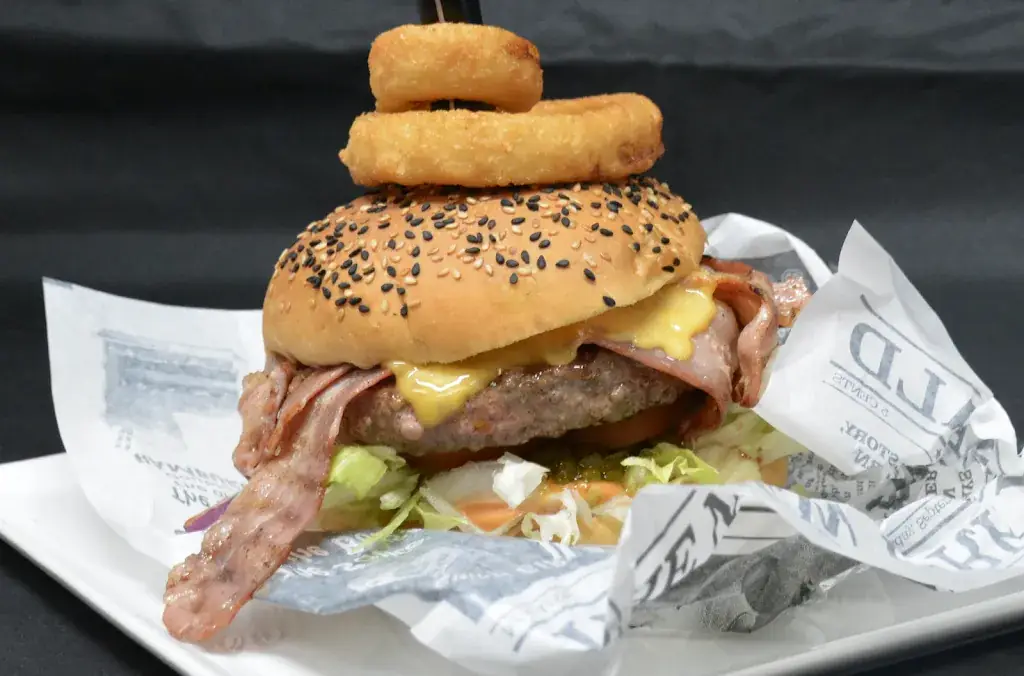 Eetcafé De Burgemeester_Delden_slider_image_3