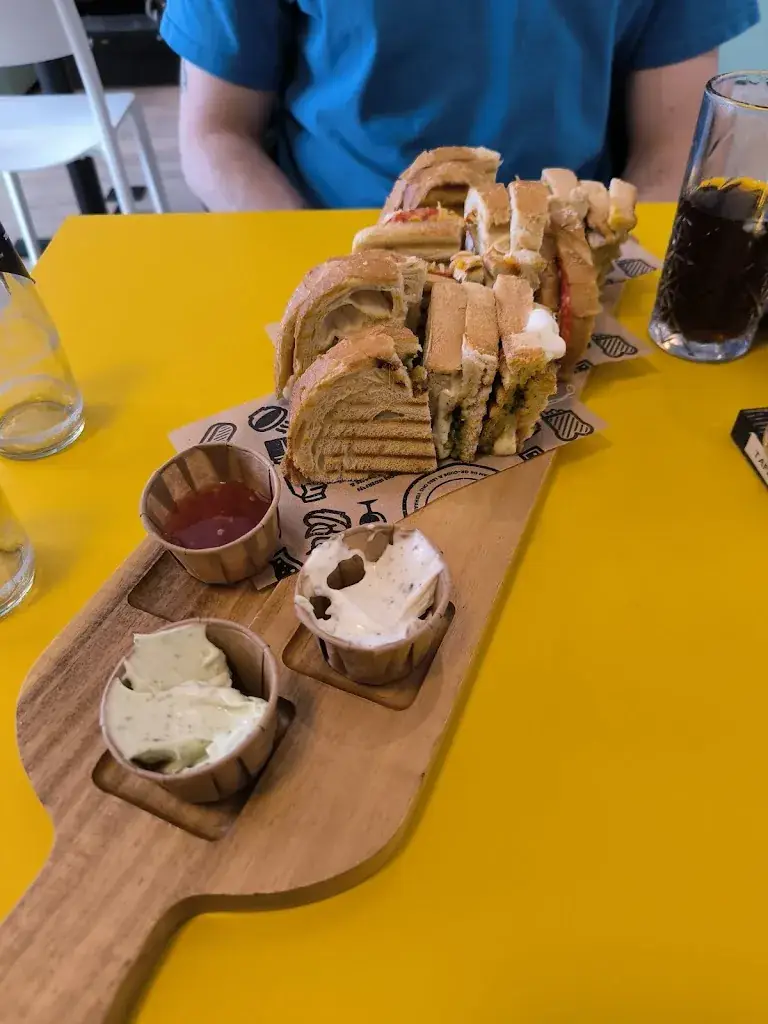 J. Frehmann_Happy Tosti Deventer_Deventer_review