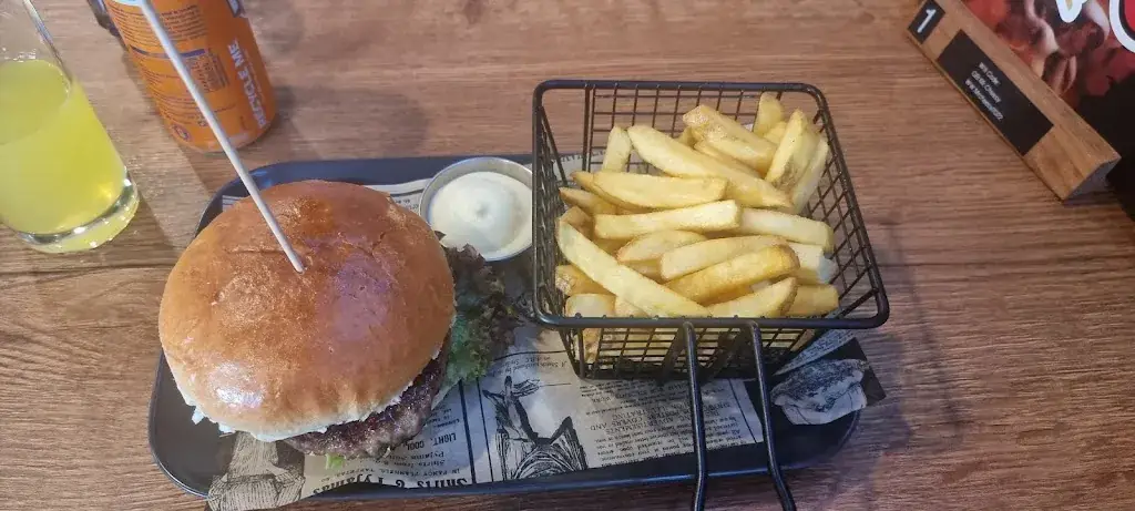 Menu_Mr. Cheesy | Corn Dogs | Loaded Fries | Burgers | Mac & Cheese | Milkshake | Hotdogs | Snacks_Leeuwarden_immagine_7