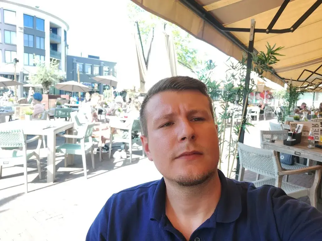 uğur çalık_NielZ Café Restaurant_Almelo_review