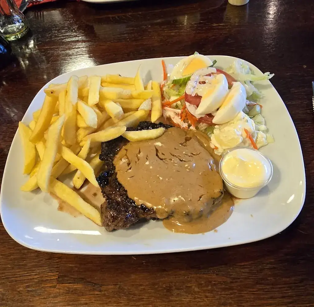 Jeroen van der Wal_Brasserie De Linde_Almelo_review