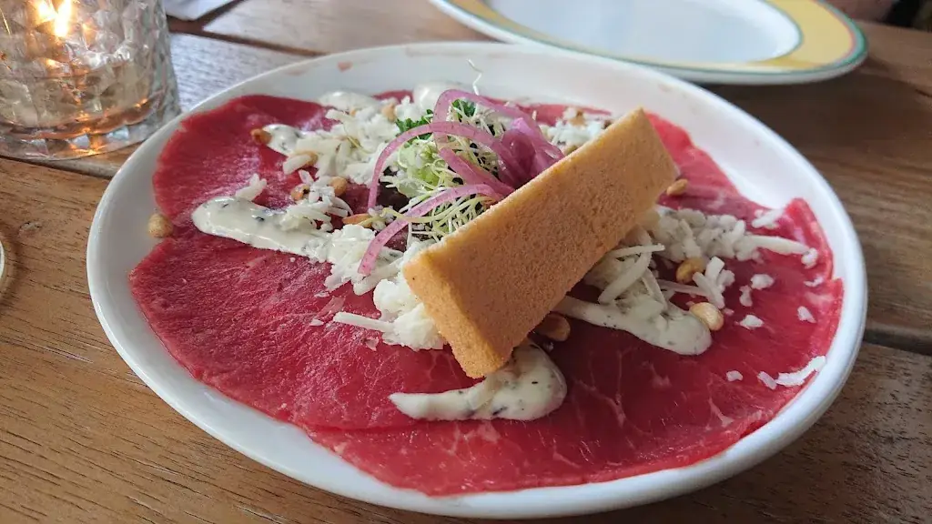 Nique_Gaudí_Almelo_recensione