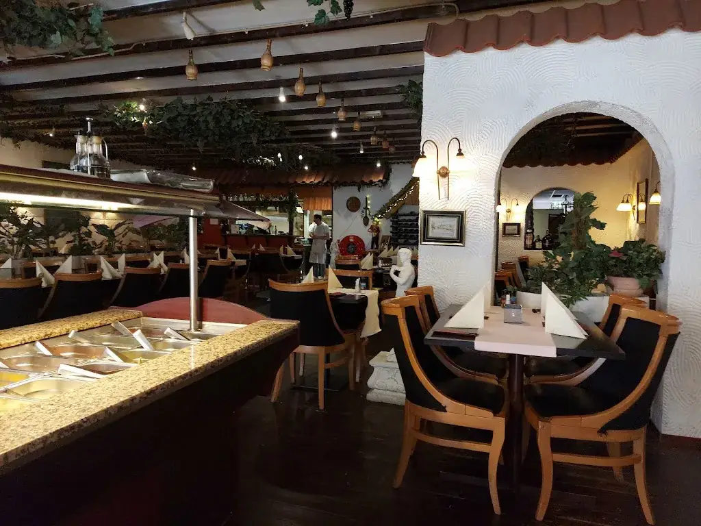 Ristorante Valentino_Almelo_slider_image_1