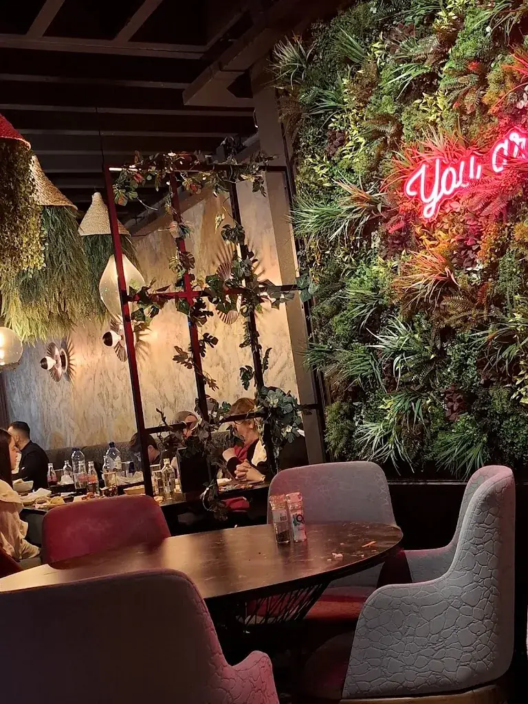 Beykoz Istanbul_Almelo_slider_image_1