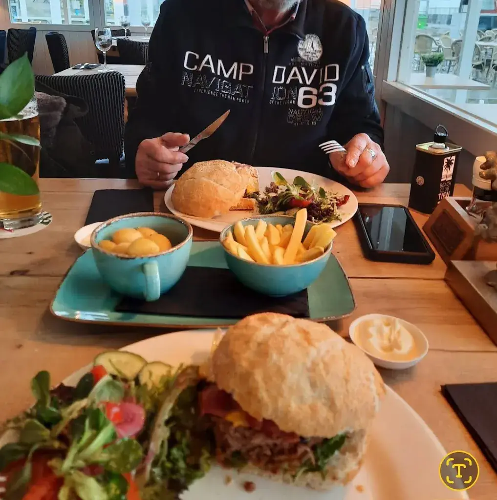 Menu_Beach Club Tien_Zandvoort_image_7