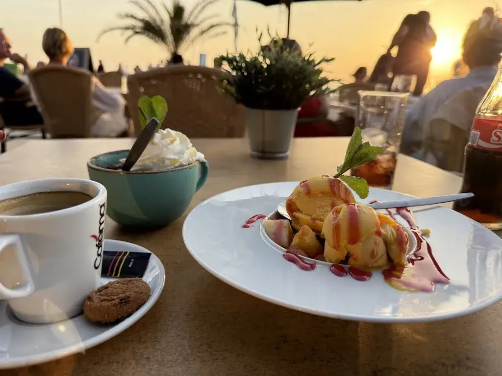 Beach Club Tien_Zandvoort_slider_image_3