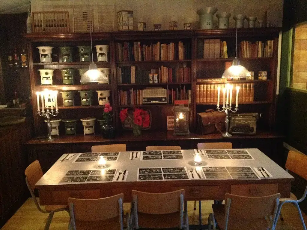 Drank en spijslokaal "de Meester" restaurant in Zandvoort