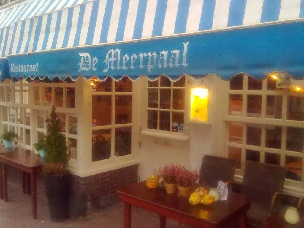 Oud Zandvoortsch Visrestaurant De Meerpaal restaurant in Zandvoort