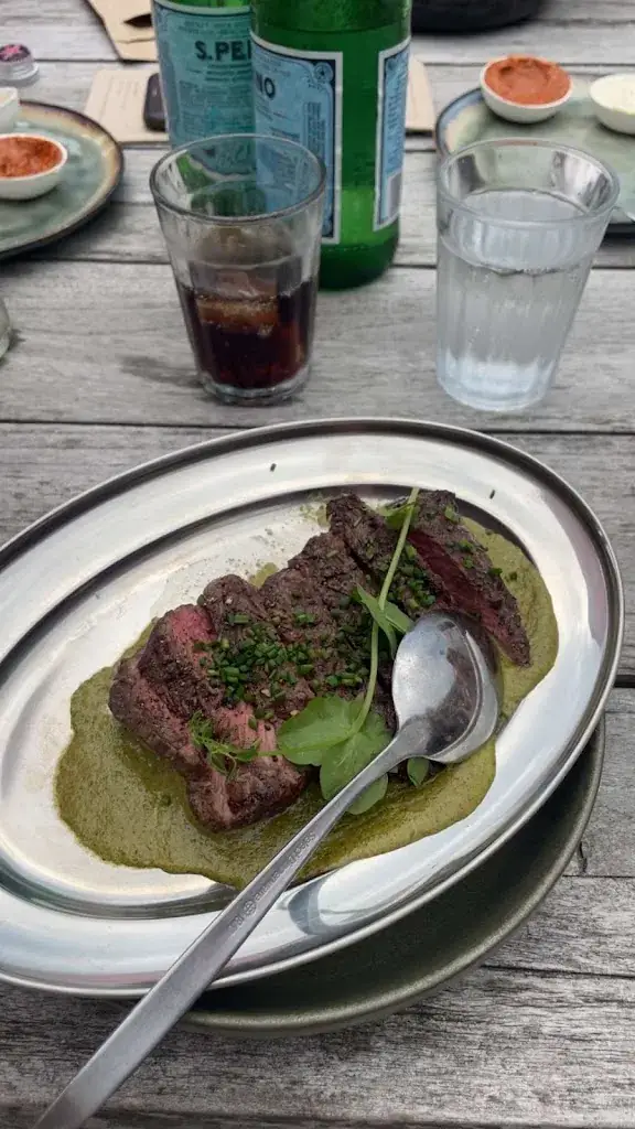 Lily spraul_NIUS Beach House_Zandvoort_review