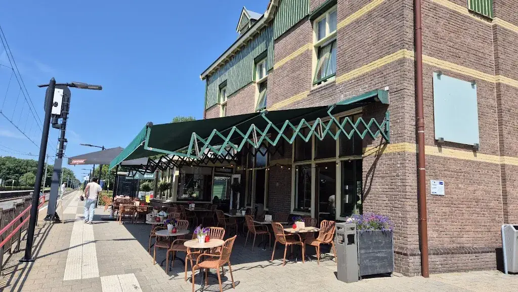 Grand Café Het Oude Station restaurant in Dalfsen