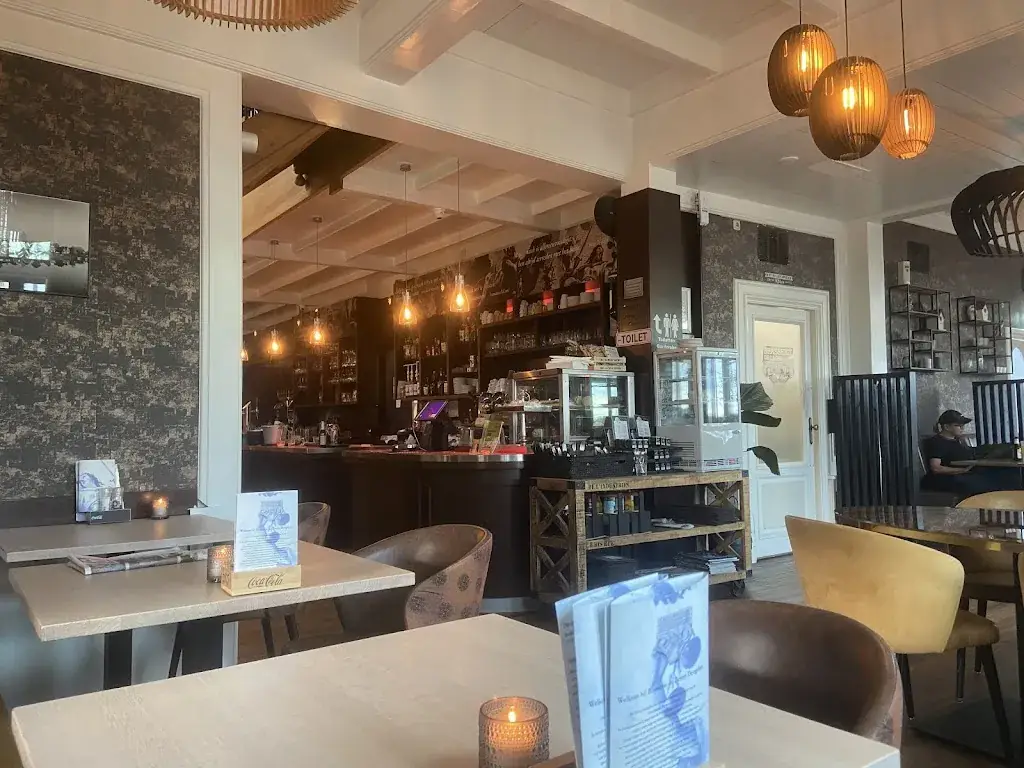 Brasserie De Zeven Deugden restaurant in Dalfsen