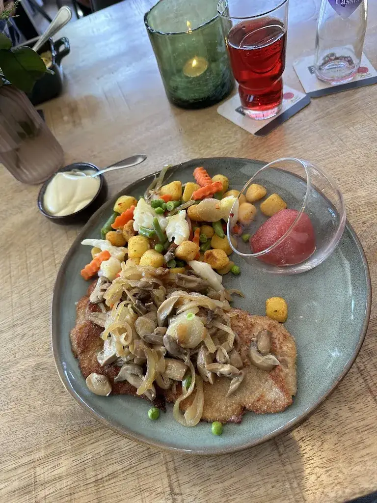 Tamara_Zalencentrum Mansier_Dalfsen_recensione