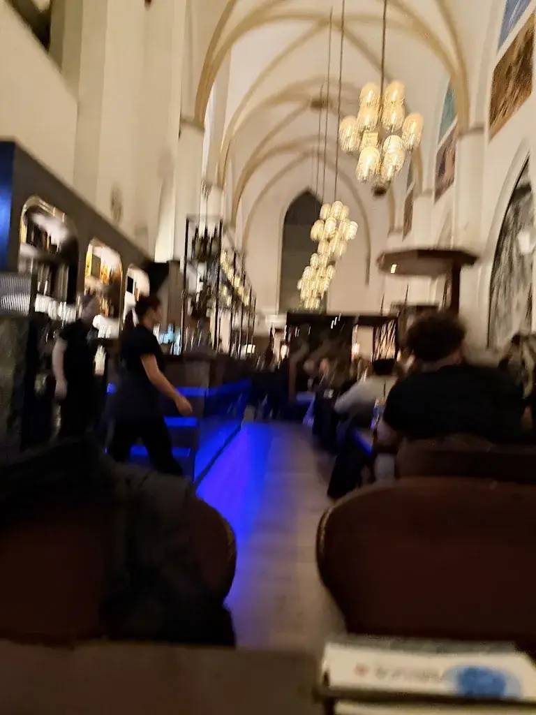 Oleksandr Iunda_Blue Sakura Zwolle_Zwolle_Bewertung