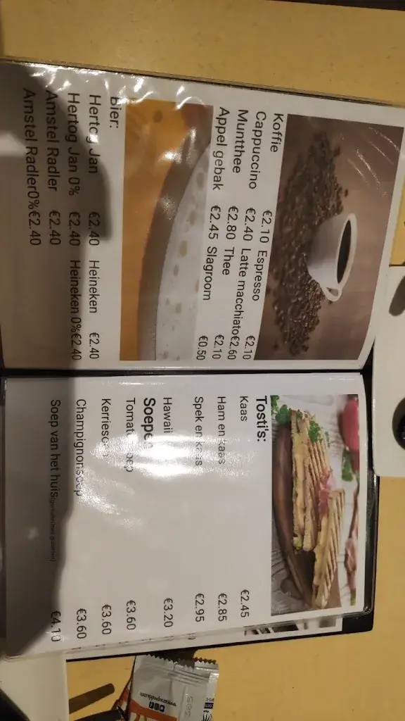 Menu_Cafetaria Lunchroom Kamphuis_Oldemarkt_imagen_3