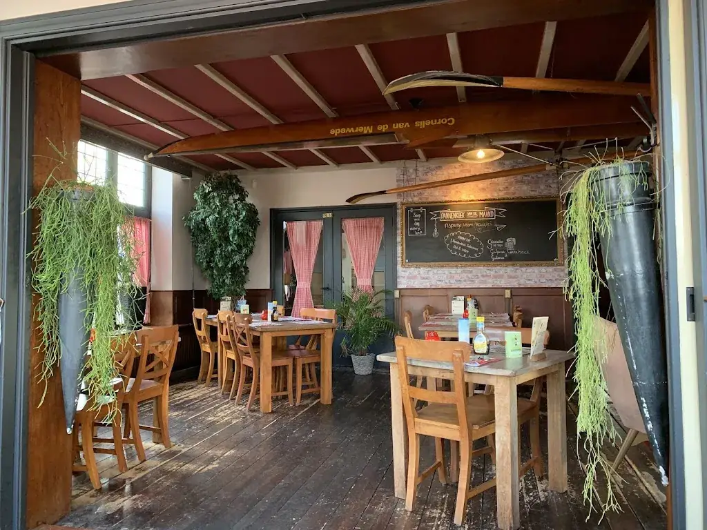 't Pannekoekhuis restaurant in Olst