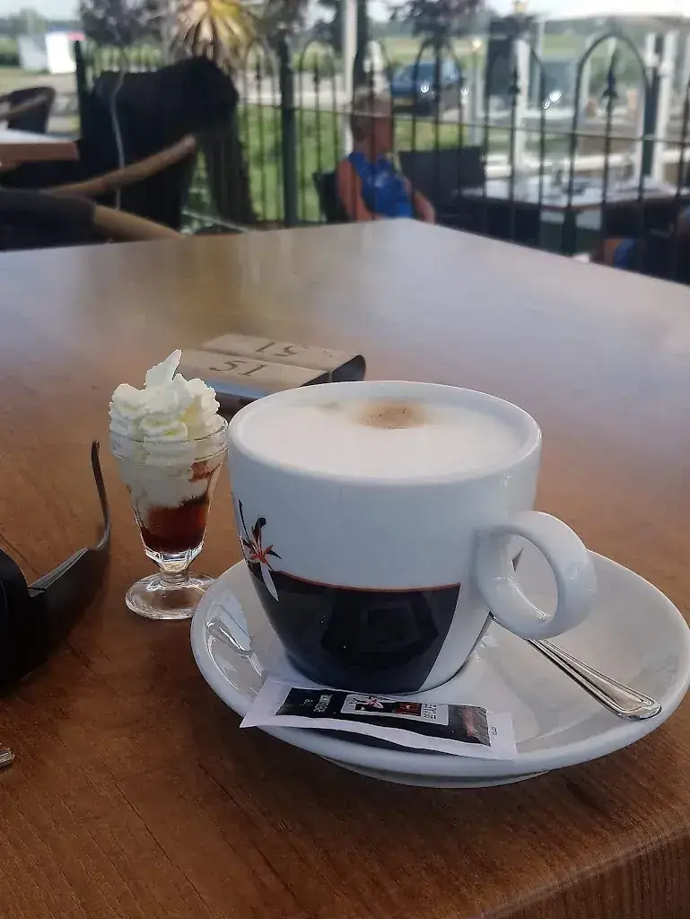 Menu_Eet Tapperij Bijsterbosch_Welsum_immagine_3