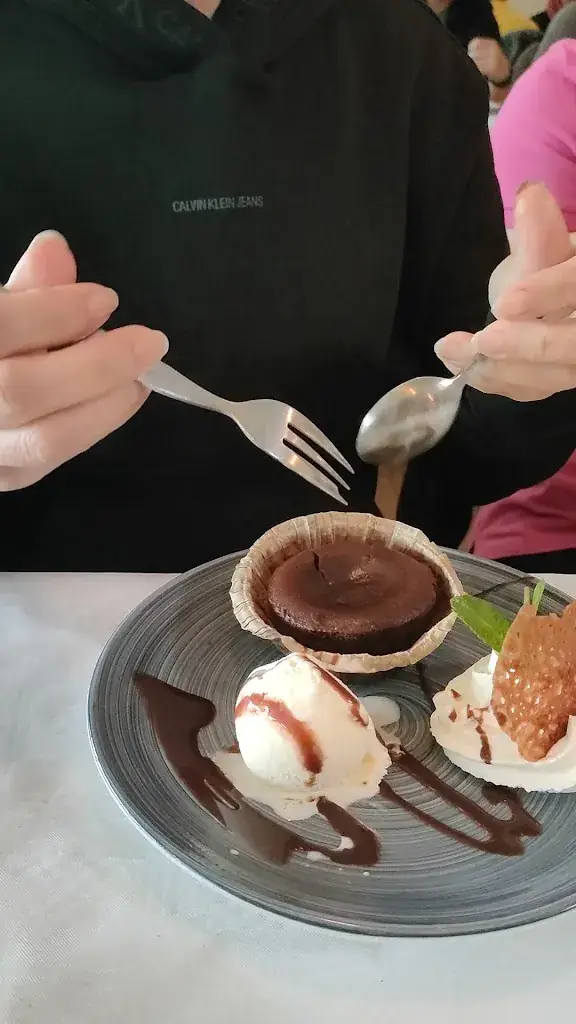 Restaurant & Rondvaartbedrijf Hollands Venetië Giethoorn_Giethoorn_slider_image_2