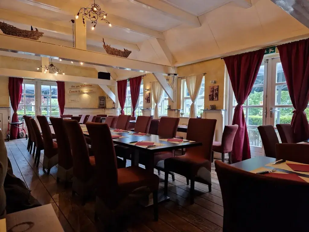 La Piccola Venezia restaurant in Giethoorn