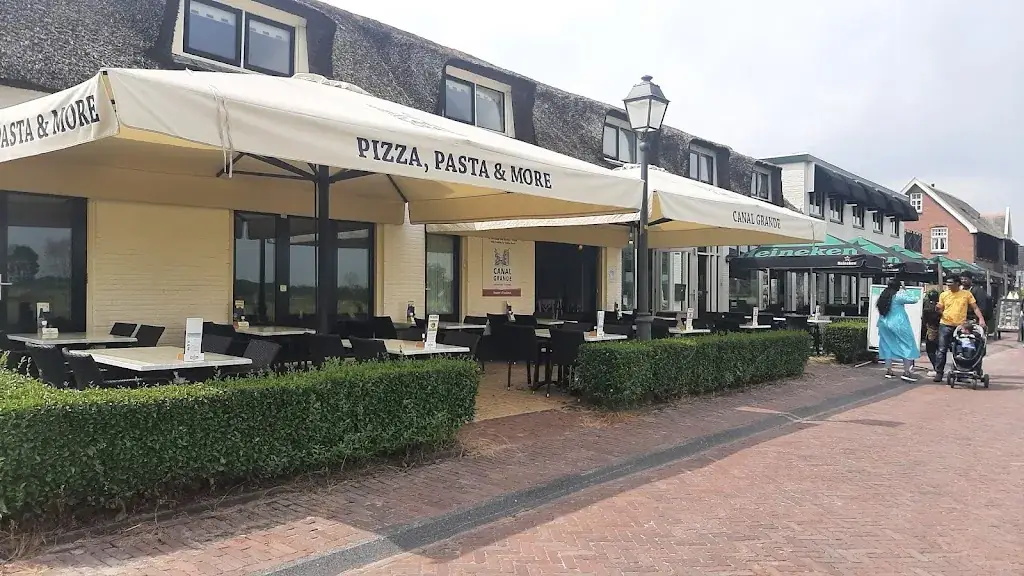 Canal Grande_Giethoorn_slider_image_1