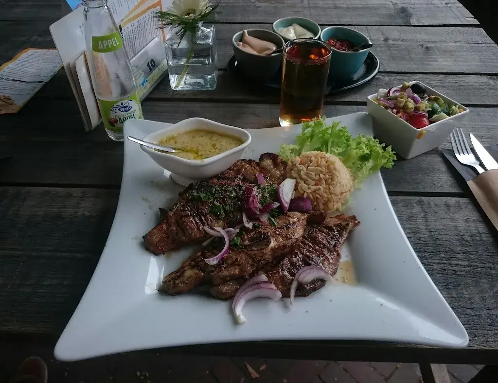 Menu_Pyramide Buitenpost_Buitenpost_image_5