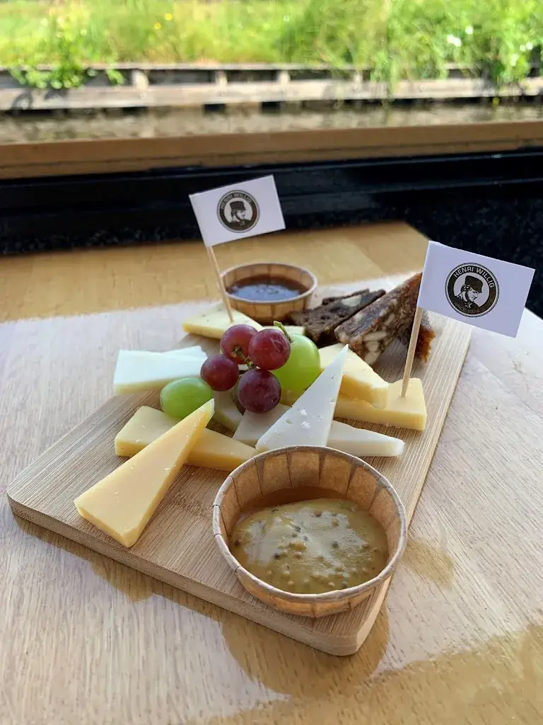 Grand Café Henri Willig_Giethoorn_slider_image_3