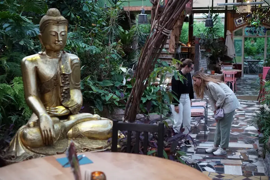 LMC Alex_De Lindenhof_Giethoorn_recensione