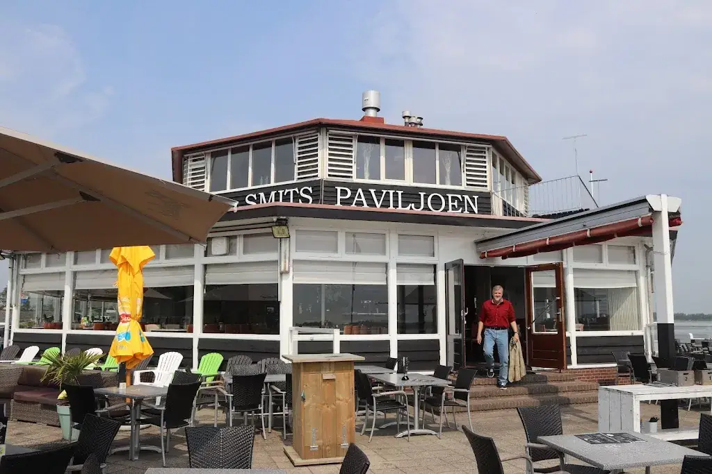 Smit's Paviljoen restaurant in Giethoorn
