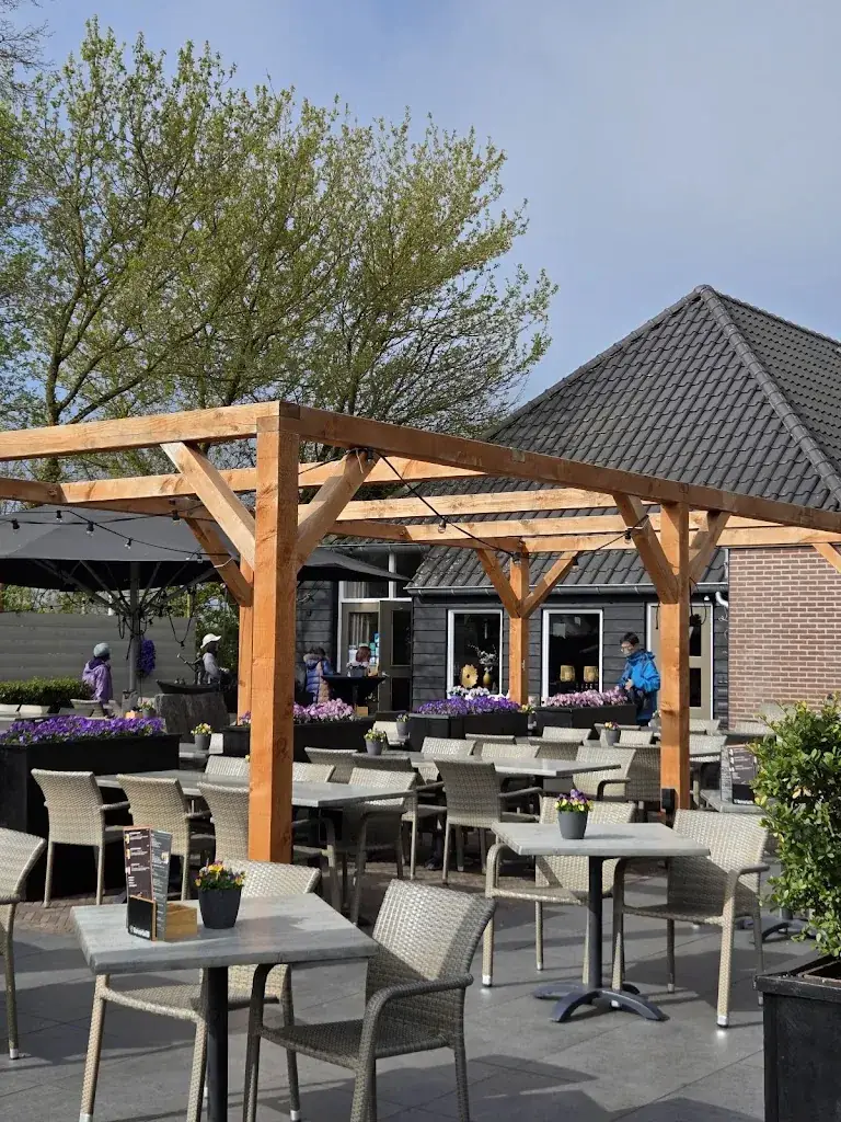 Café-Restaurant Smit restaurant à Giethoorn