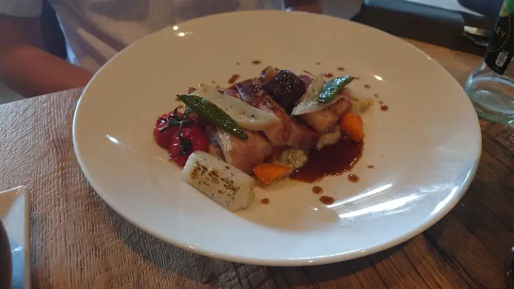 Jolande Siero_Grand Café De Veghte_Ommen_review