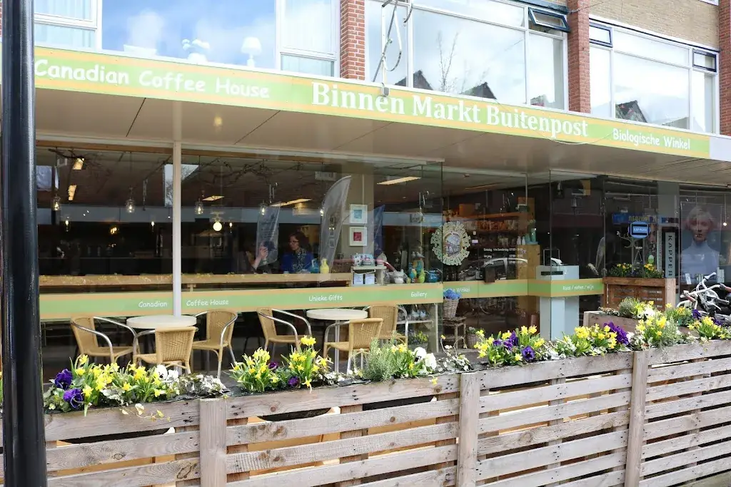 Binnen Markt Buitenpost restaurant in Buitenpost