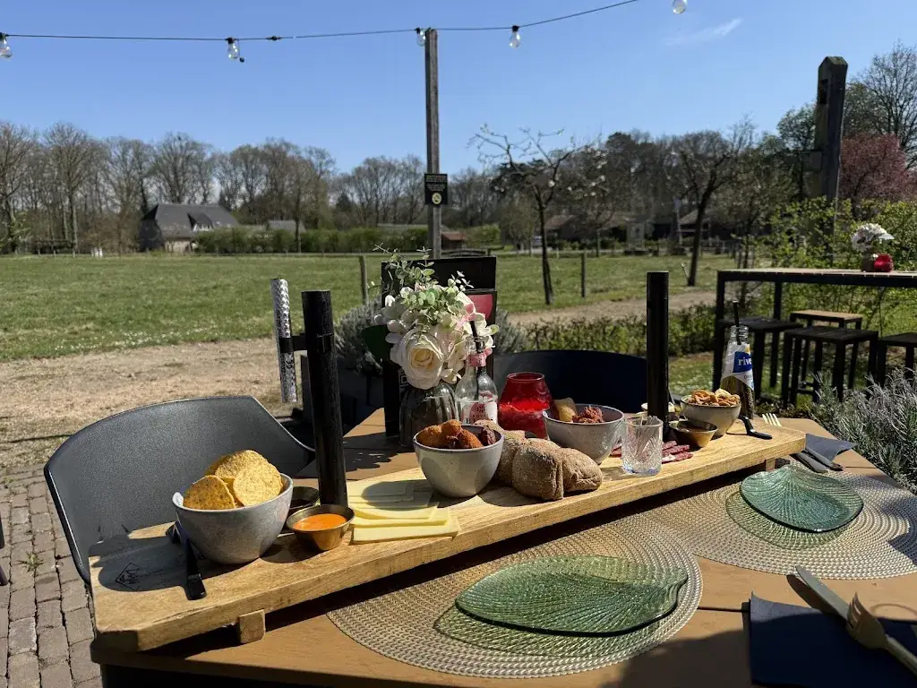 Lisa Van Der Horst_BIDES Food & Drinks est.2021_Haaksbergen_review