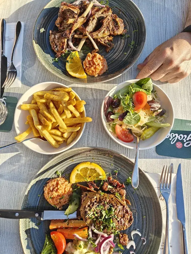 Sirtaki Grieks Specialiteiten Restaurant_Haaksbergen_slider_image_3