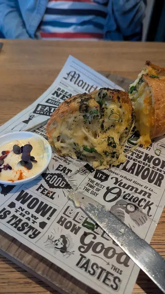 Neil Infield_Grand Café WALD_Kollum_review