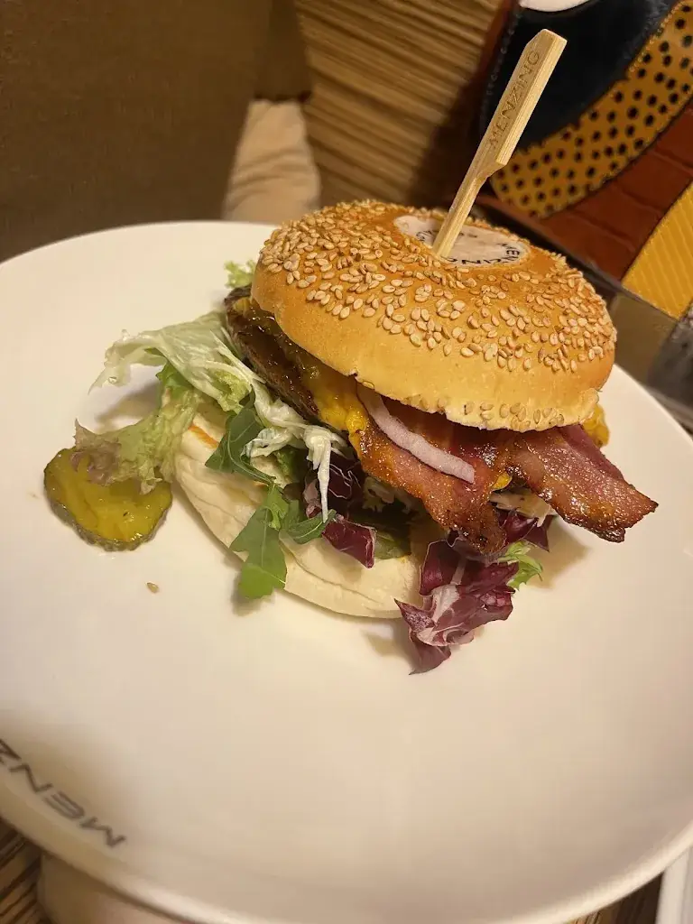 Menu_Eetsalon Menzing en IJssalon Menotti_Haaksbergen_image_5