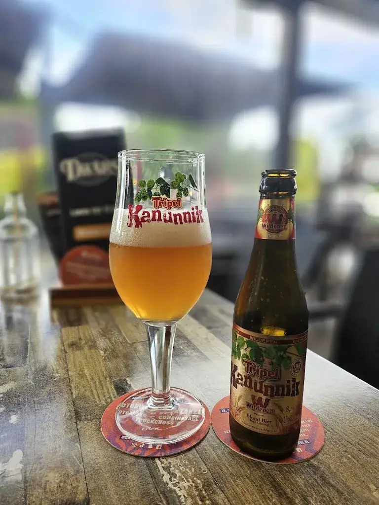 Eetcafé - Cafetaria - Zalencentrum Dwars_Haaksbergen_slider_image_3