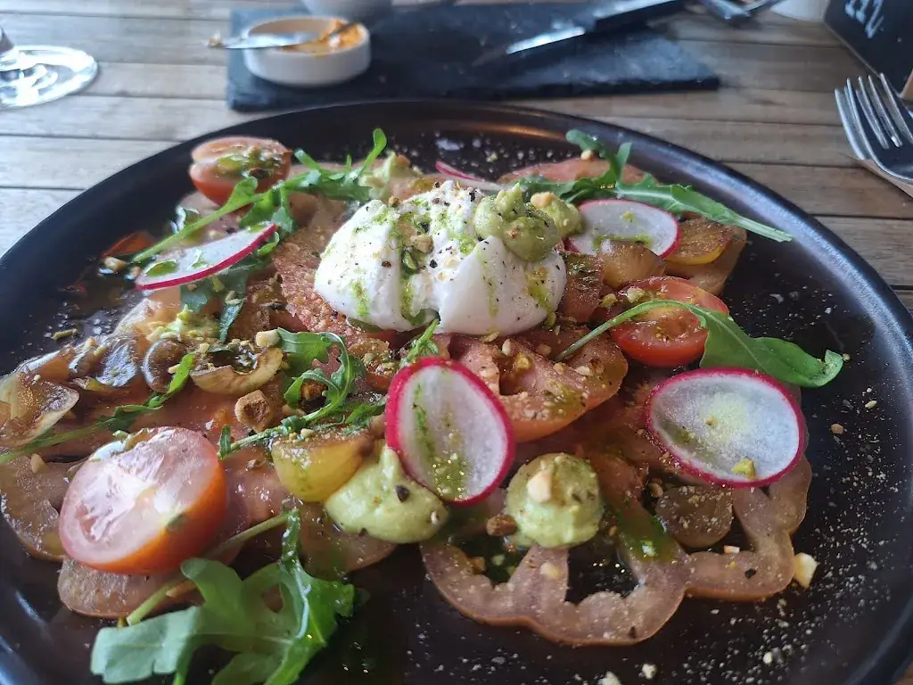 Marly van Overveld_Breurs Boekelo_Enschede_review